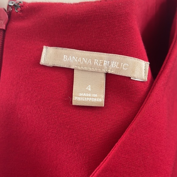 Banana Republic Red sheath dress. Size 4. Knee length - Picture 5 of 5